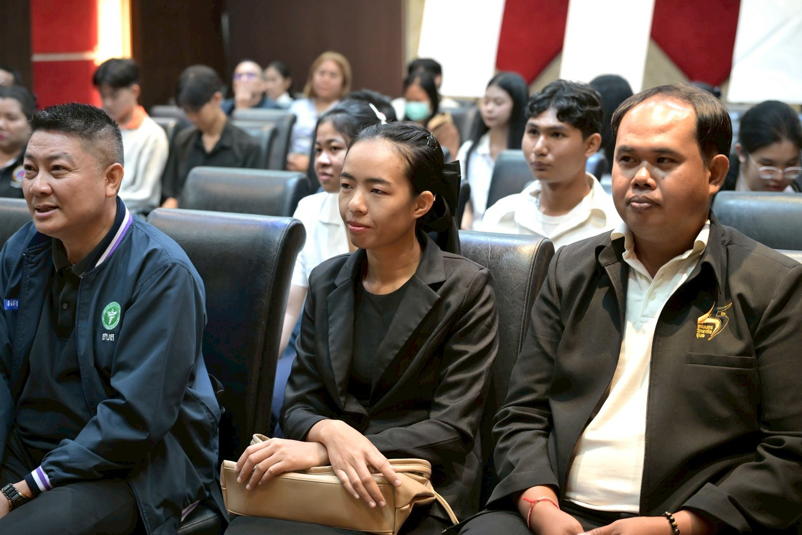 4c724ef53ec64ce84cab5b00162e110e