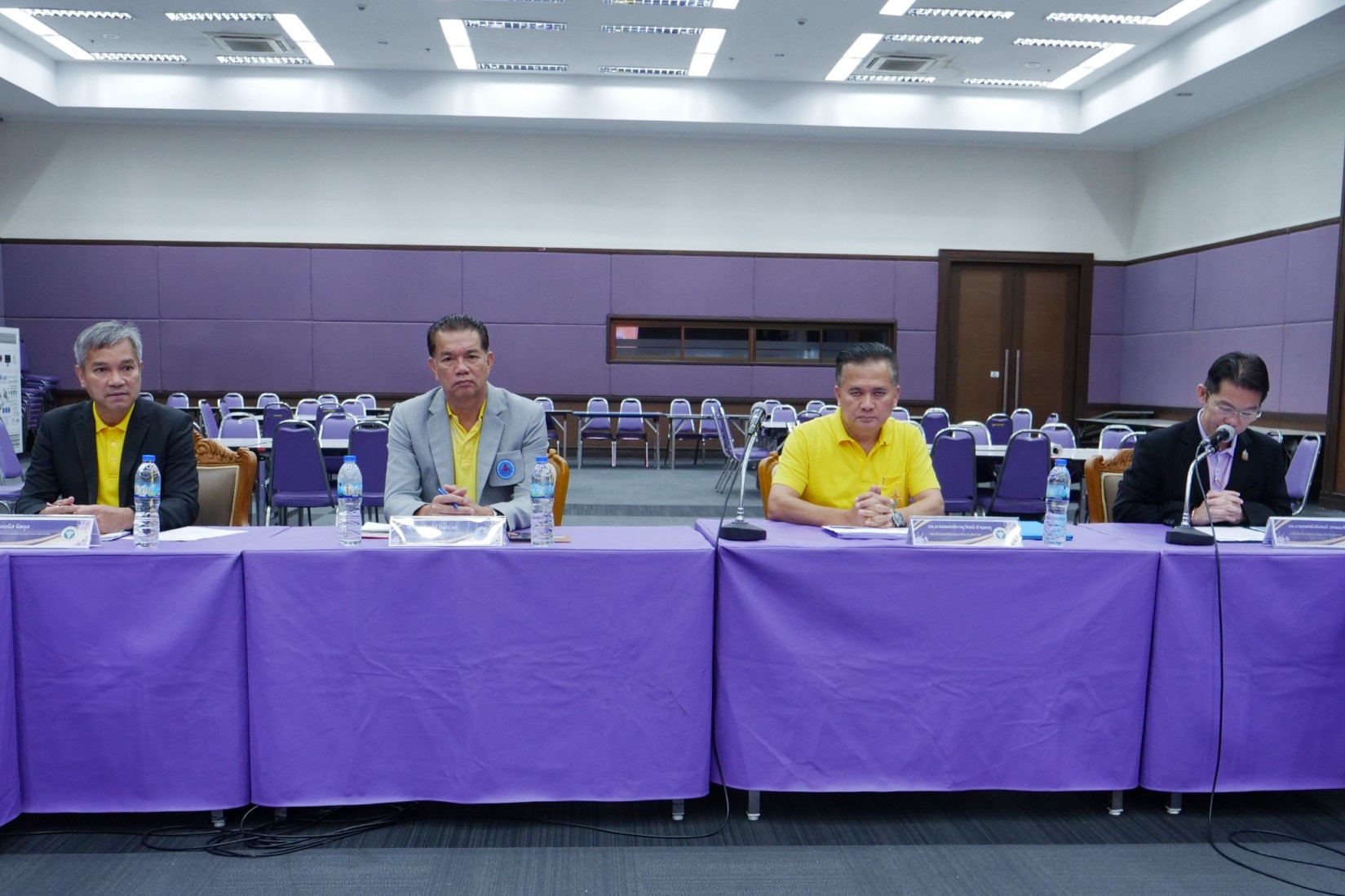 98a0e85e9ddcca30f721082c057bf070